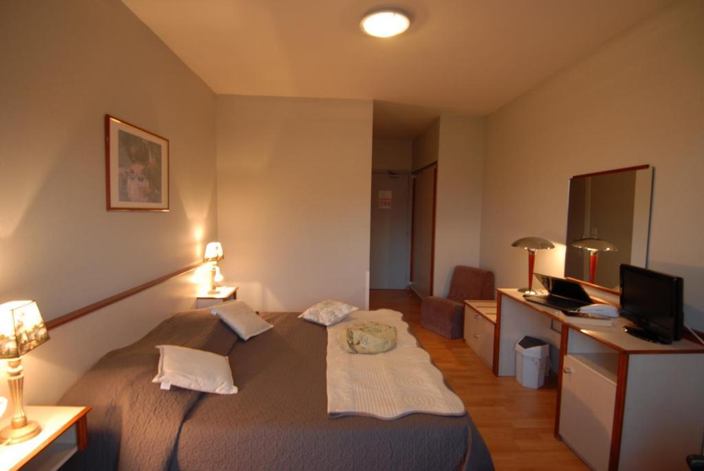 Bellevue Châtel-Guyon Room photo